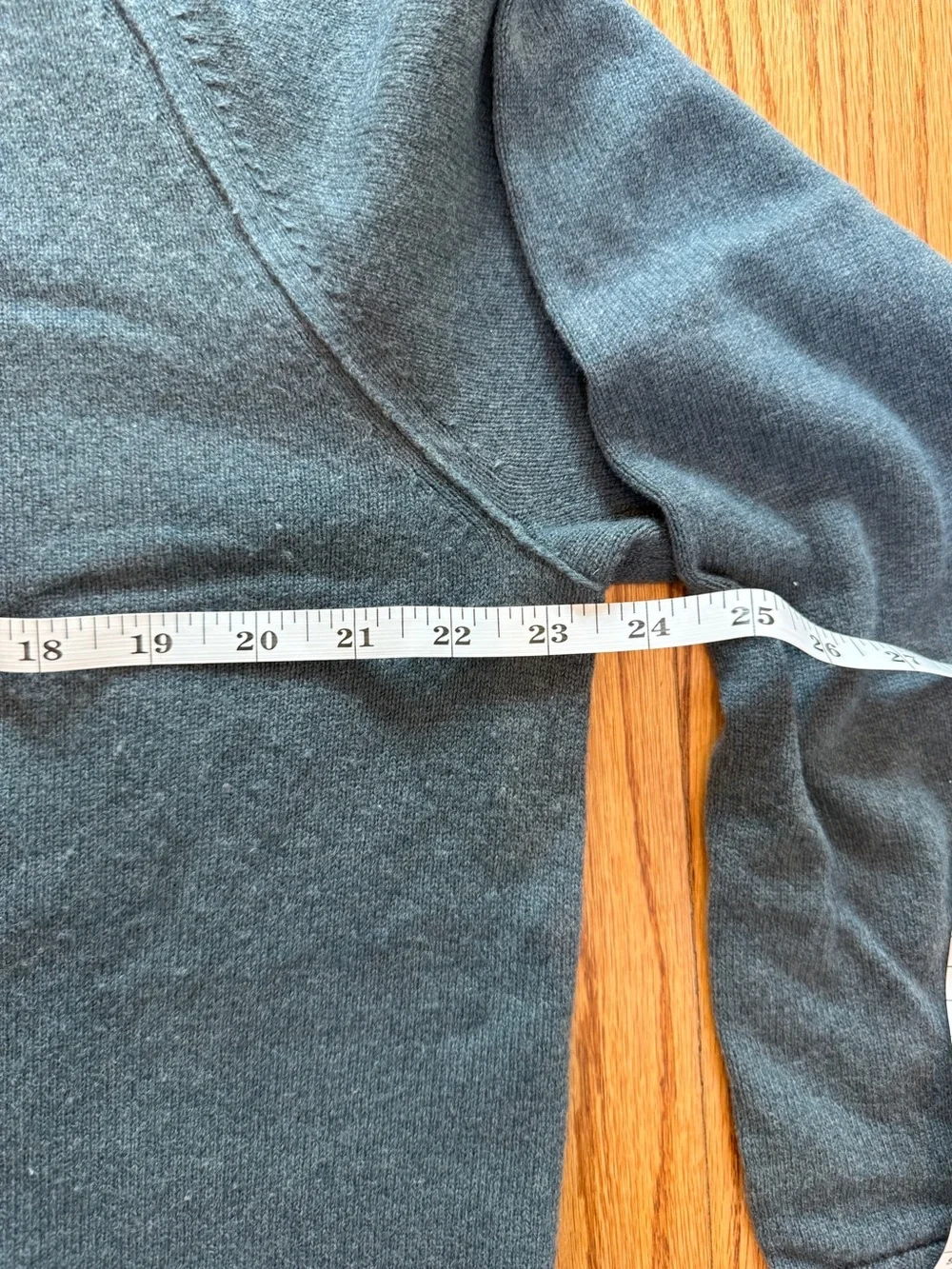 Everlane Men's Crewneck Cashmere Sweater in Slate Blue